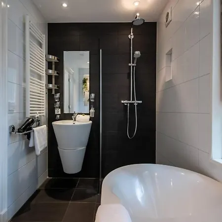 Amstel River View 2br Apartment- If You Want To Book, Please Contact On Wh-ats-app - 0034-635-518-216 !!!! Apartment